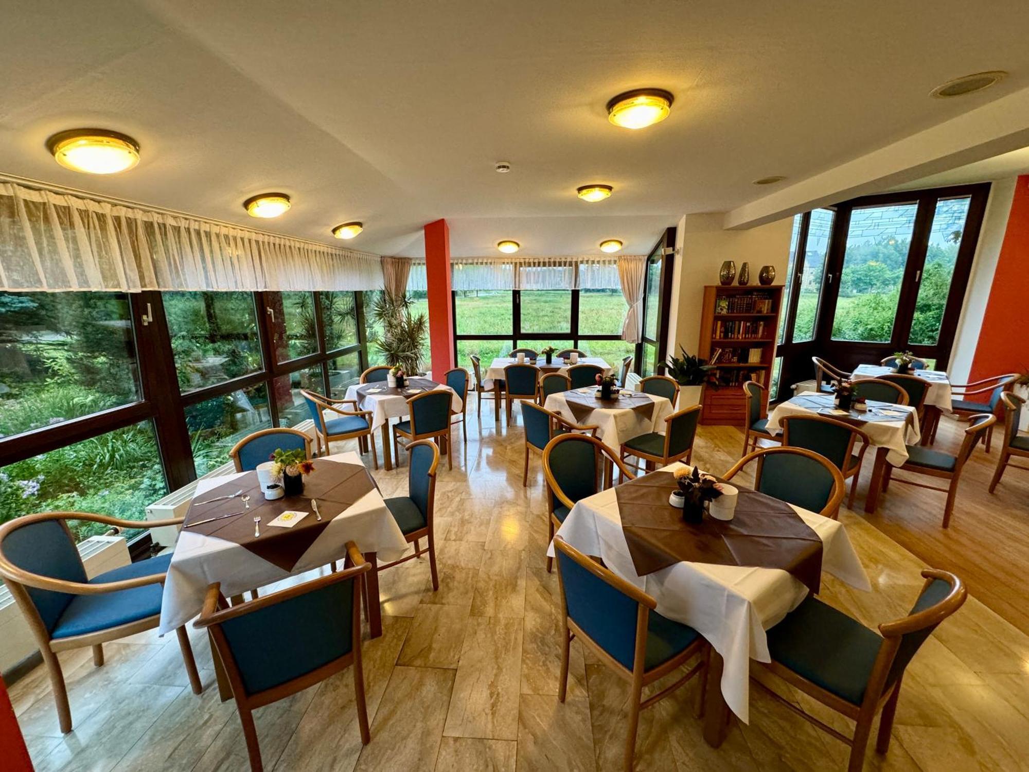 Kurhotel Bad Schmiedeberg Bagian luar foto